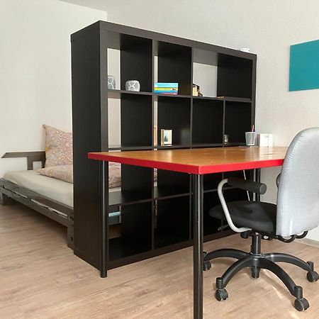Helle & Ruhige Wohnung In Neu-Ulm Εξωτερικό φωτογραφία